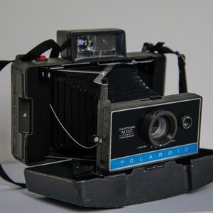 Vintage Polaroid Camera M60